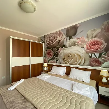 Private Cozy Admiral Plaza A 10 *